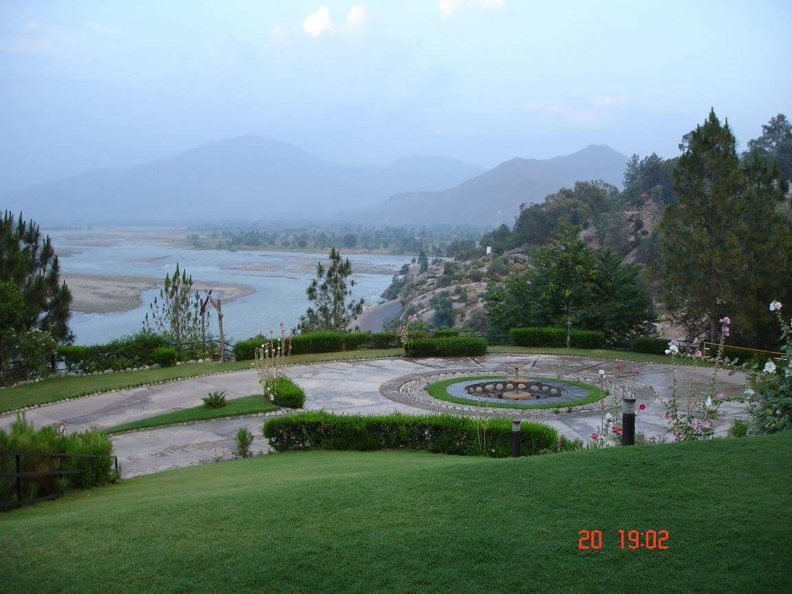 Rock City Resort Mingora Exterior foto